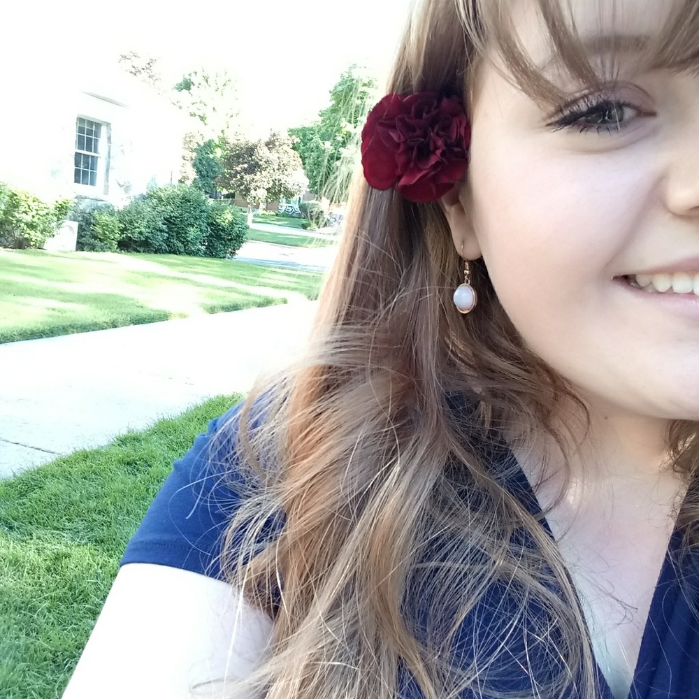 Meet your Posher, Amy